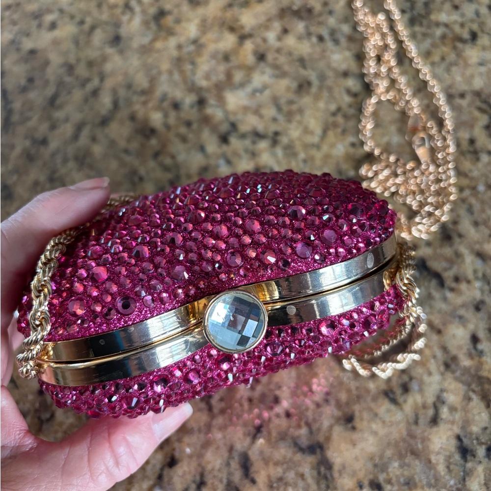 Elegant Pink Heart-Shaped Rhinestone Clutch - Picture 4 of 5